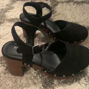 Women’s size 8 black torrid heels